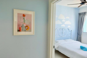 Charming Apartment with Nice Seaview, by Sanguine